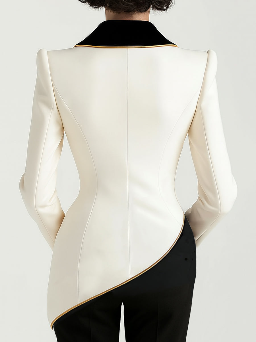 Elegante Asymmetrische Witte Blazer met Zwarte Contrasterende Revers