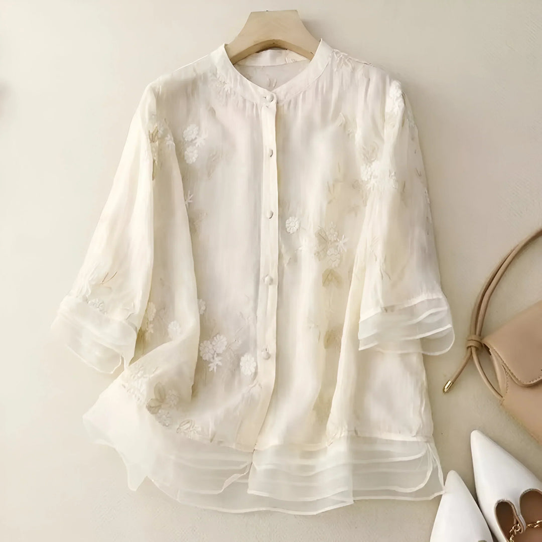 Marie - Bloemenknopen Blouse