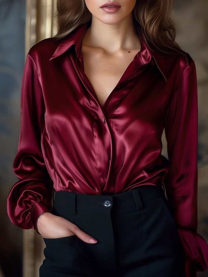 Elegante Satijnen Blouse met Lange Mouwen