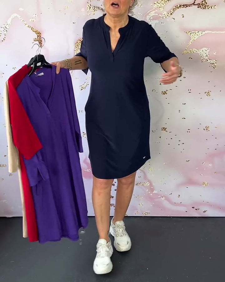 Hanneke™ | Effen jurk met V-hals