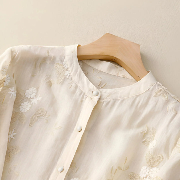 Marie™ Bloemenknopen Blouse