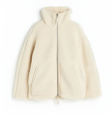 Liora – Oversized Teddyjacken