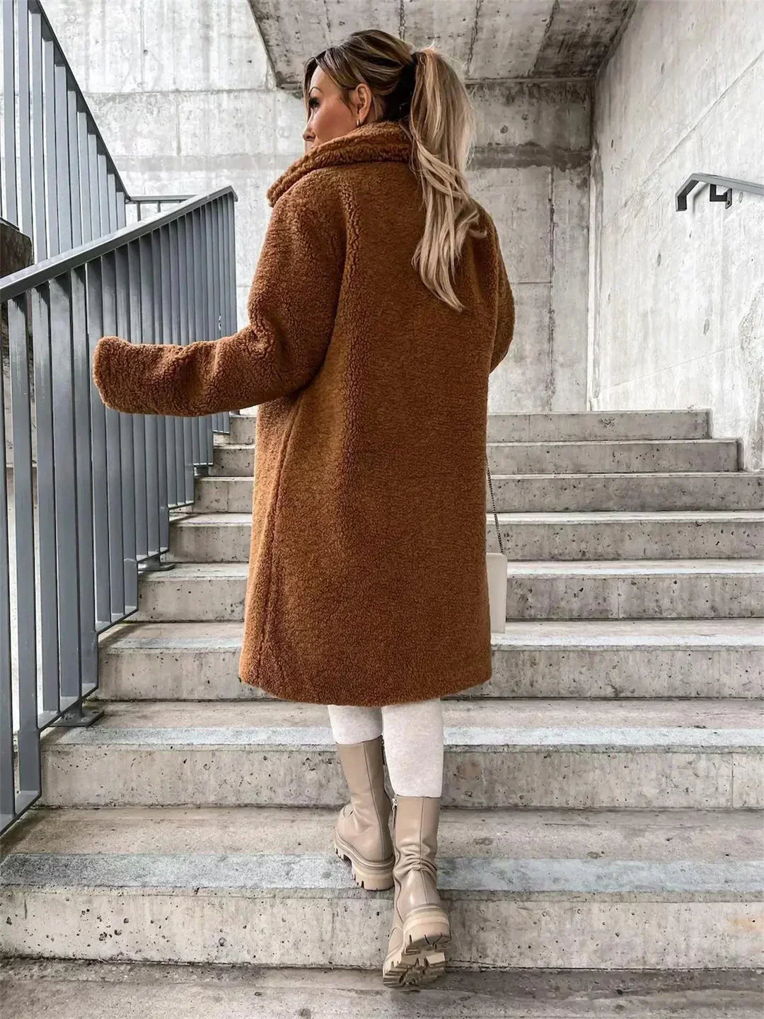 Monica - Stijlvolle Teddy Mantel